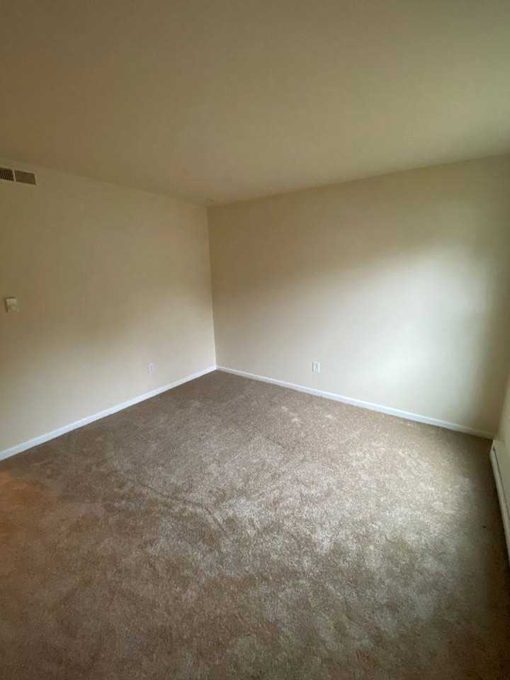 5502 Stella Rd - Photo 3 of 10