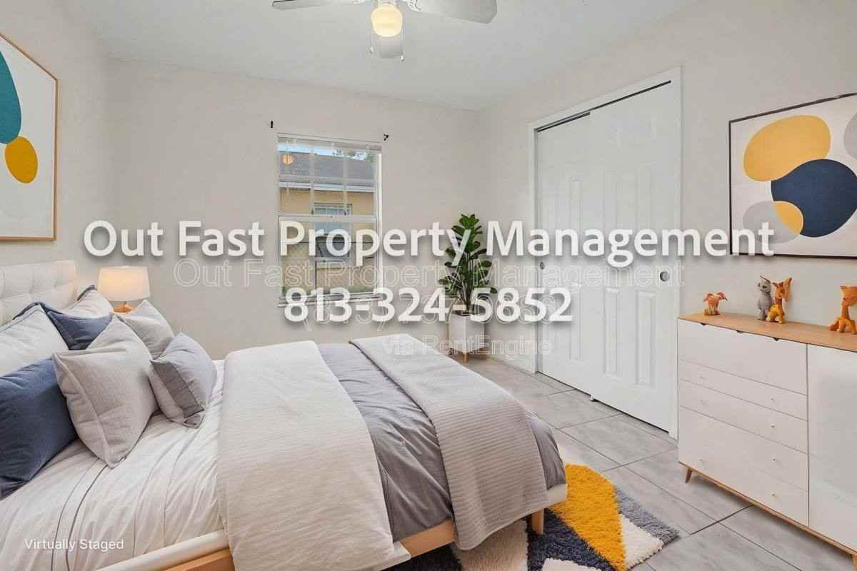 3210 N 16th St - Photo 2 of 10