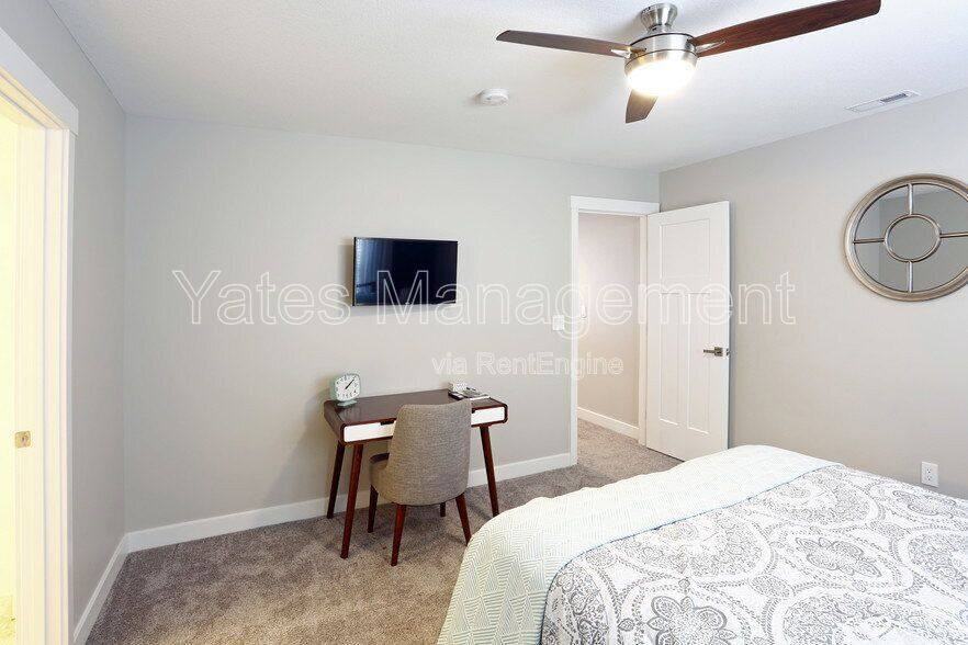 107 Valor Dr - Photo 3 of 6