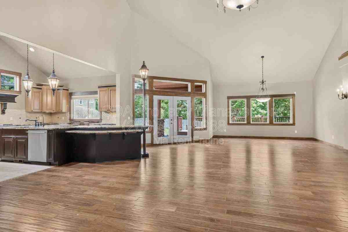 8668 N Stable Trace Ct - Photo 3 of 10