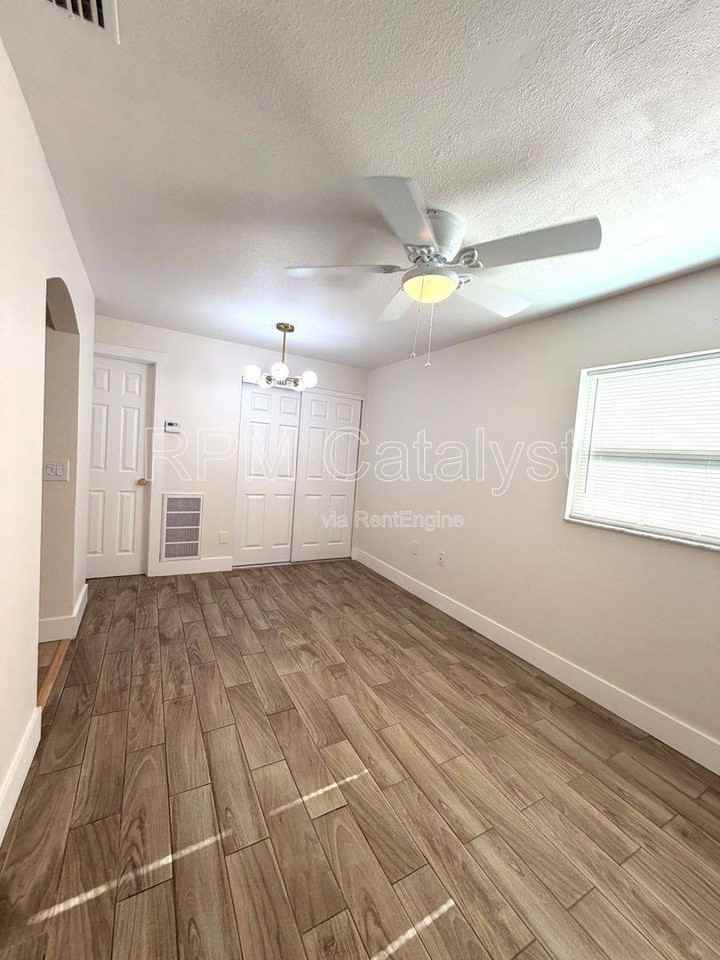 6905 1 2 N Duncan Ave #A - Photo 6 of 10