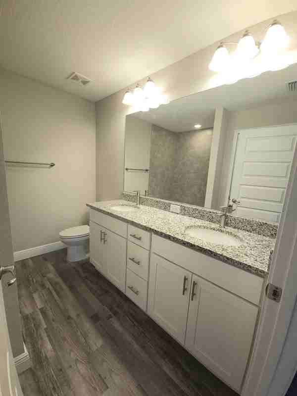 106 Oak Cir - Photo 6 of 13