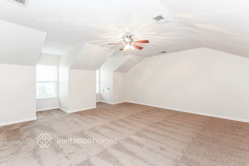 310 Holton Dr - Photo 6 of 17