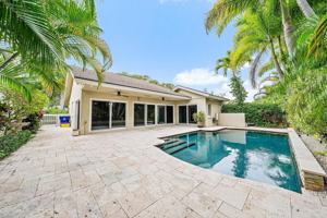 featured image of 203 E River Park Dr
