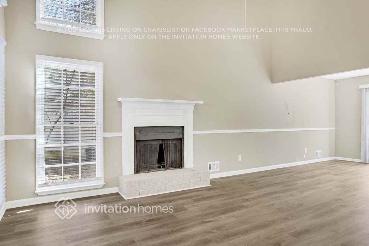2991 Brooks Dr - Photo 4 of 27