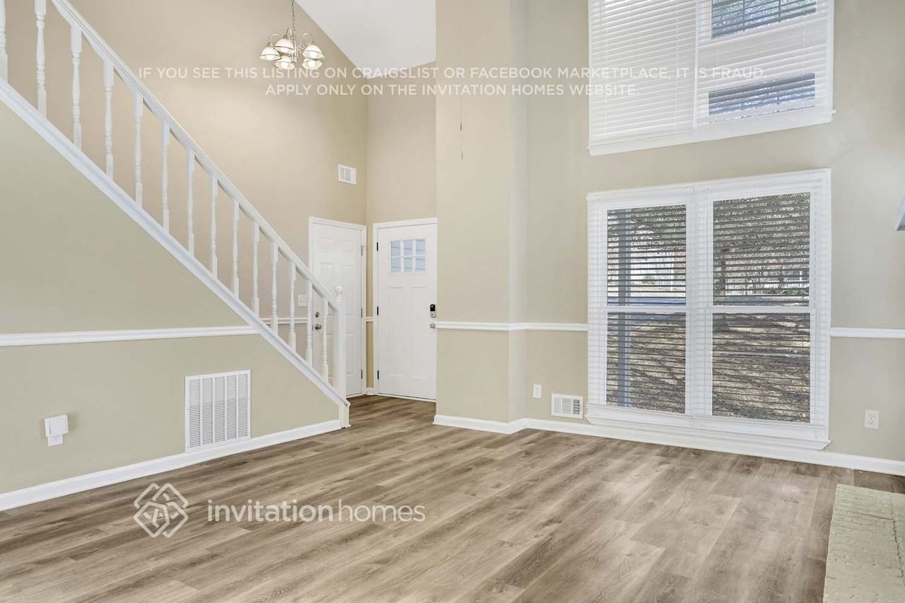 2991 Brooks Dr - Photo 5 of 27