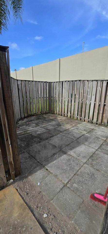 2306 Nw 52nd Ave - Photo 6 of 8