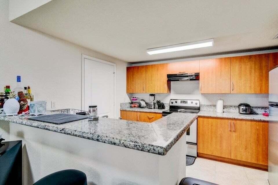 130 Sw Peacock Blvd #16 - Photo 6 of 33