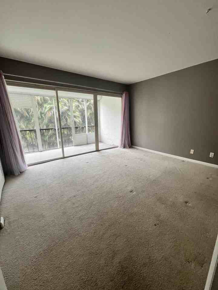 1700 Presidential Way #203 - Photo 6 of 15