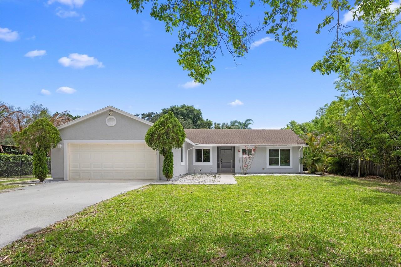 14122 Citrus Dr - Photo 2 of 21