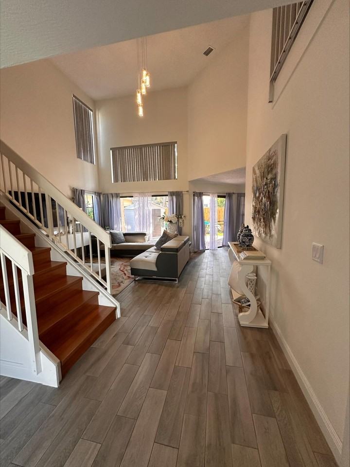 1728 Shoreside Cir - Photo 4 of 50