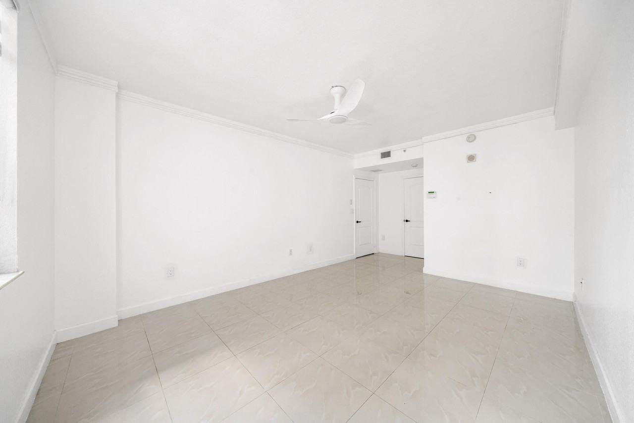 1830 Radius Dr #405 - Photo 4 of 19