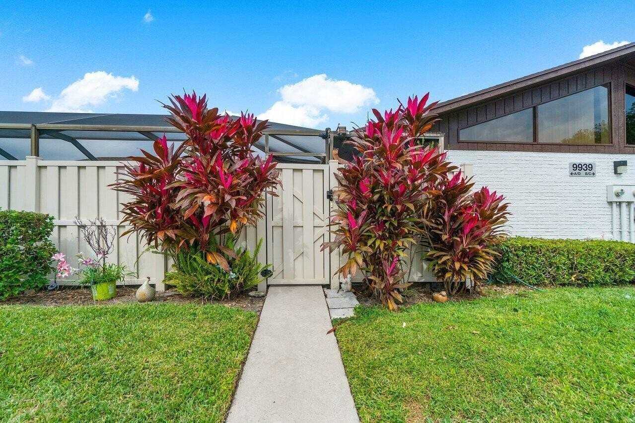 9939 Boca Gardens Trl #D - Photo 2 of 26