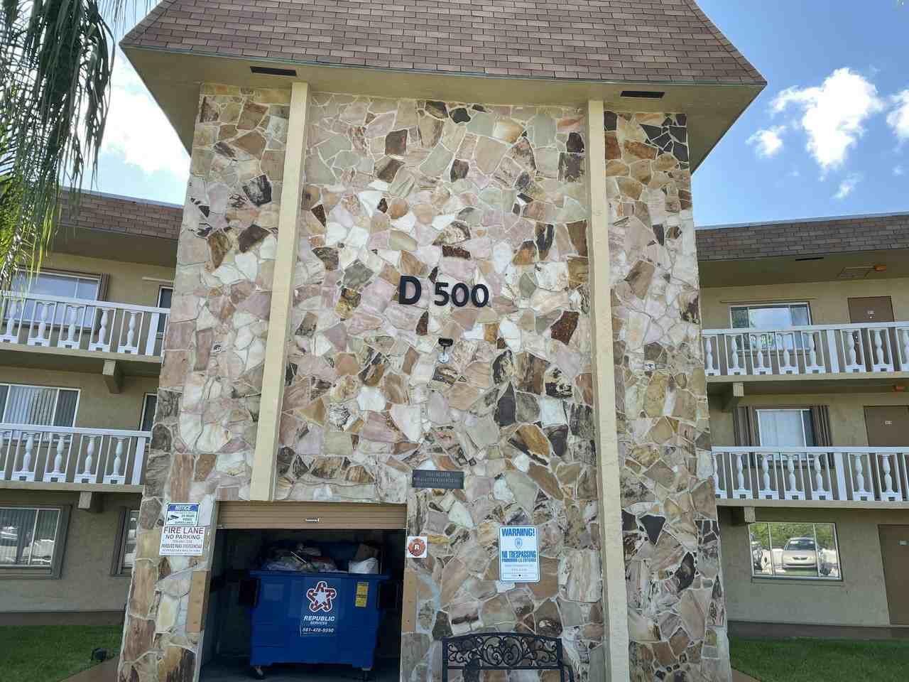 500 Village Green Cir W #214