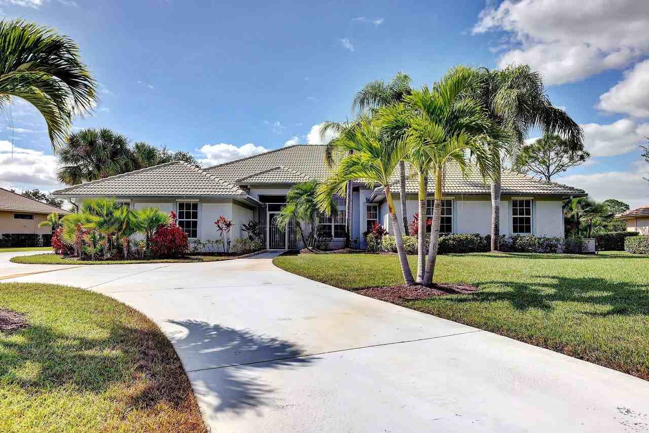 8028 Plantation Lakes Dr - Photo 2 of 50