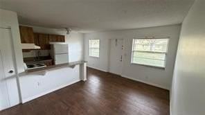 5156 Ne 6th Ave #205 - Photo 7 of 17