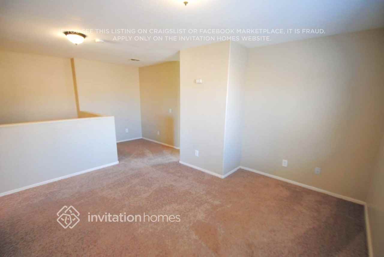 6040 W Wood St - Photo 5 of 8