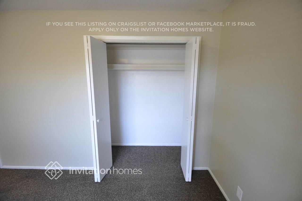 3316 W Orchid Ln - Photo 6 of 9