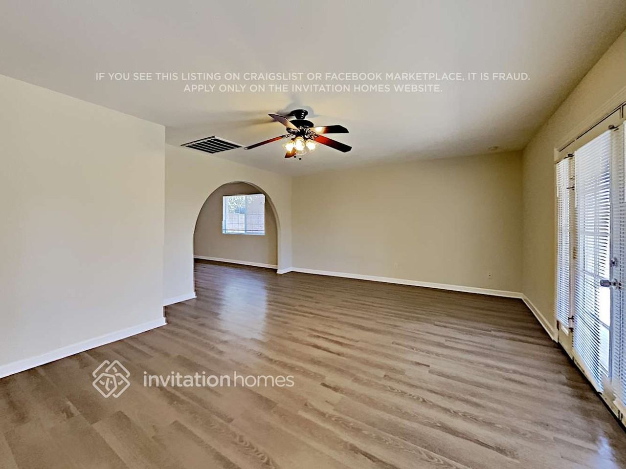 2421 E Sylvia St - Photo 4 of 19