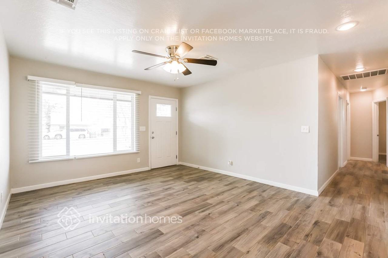 816 E Mountain View Rd - Photo 4 of 16