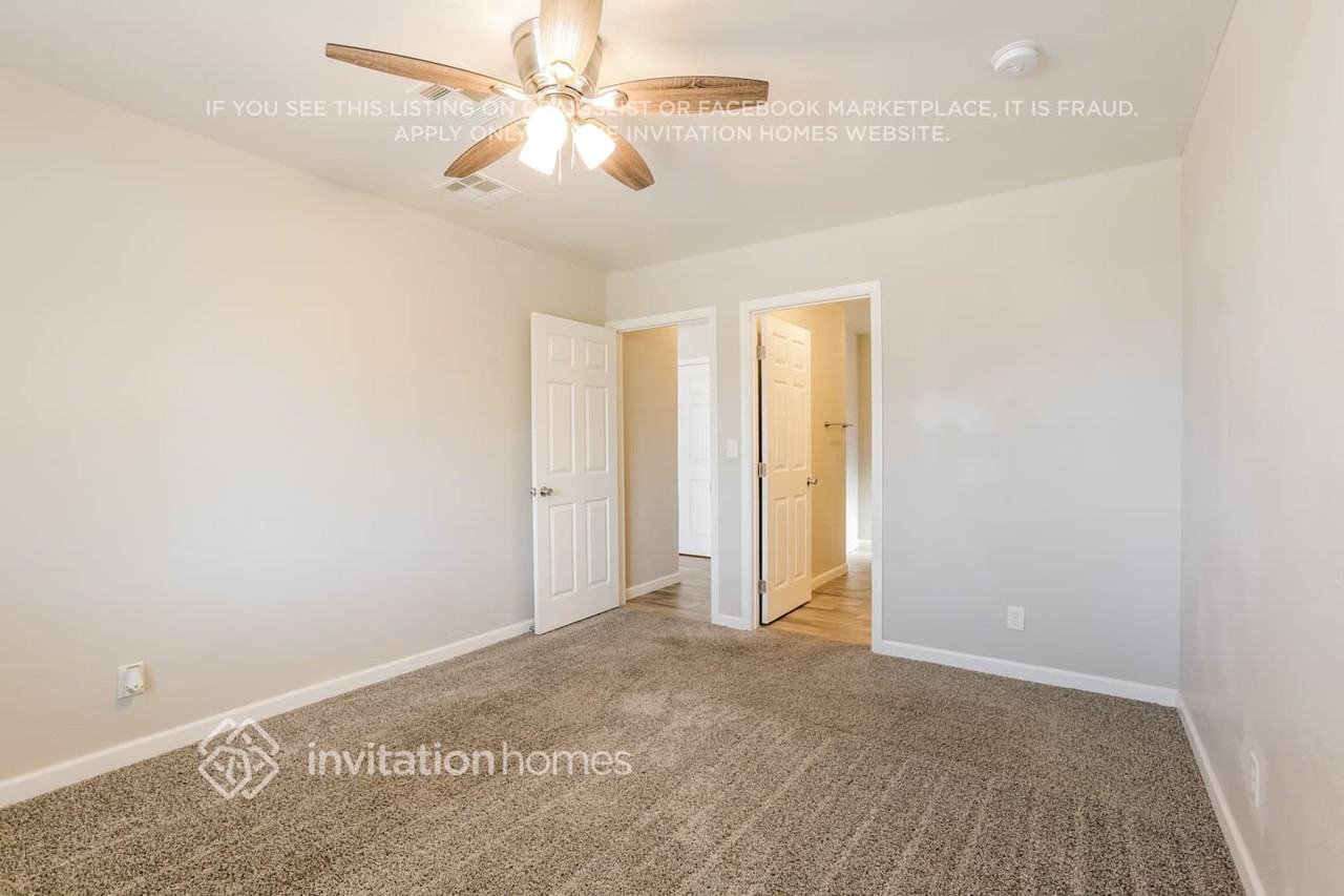816 E Mountain View Rd - Photo 7 of 15