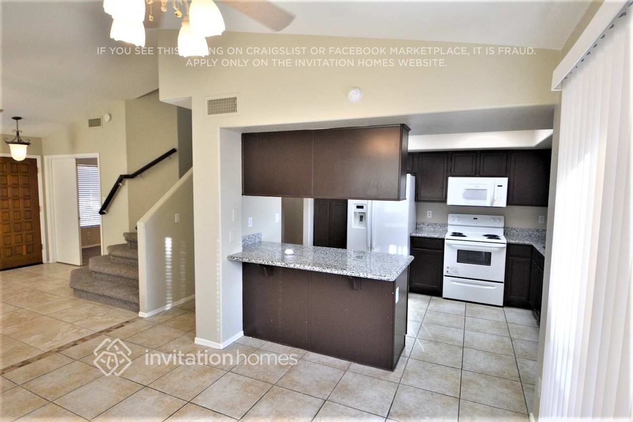 7125 N 28th Ave - Photo 6 of 20