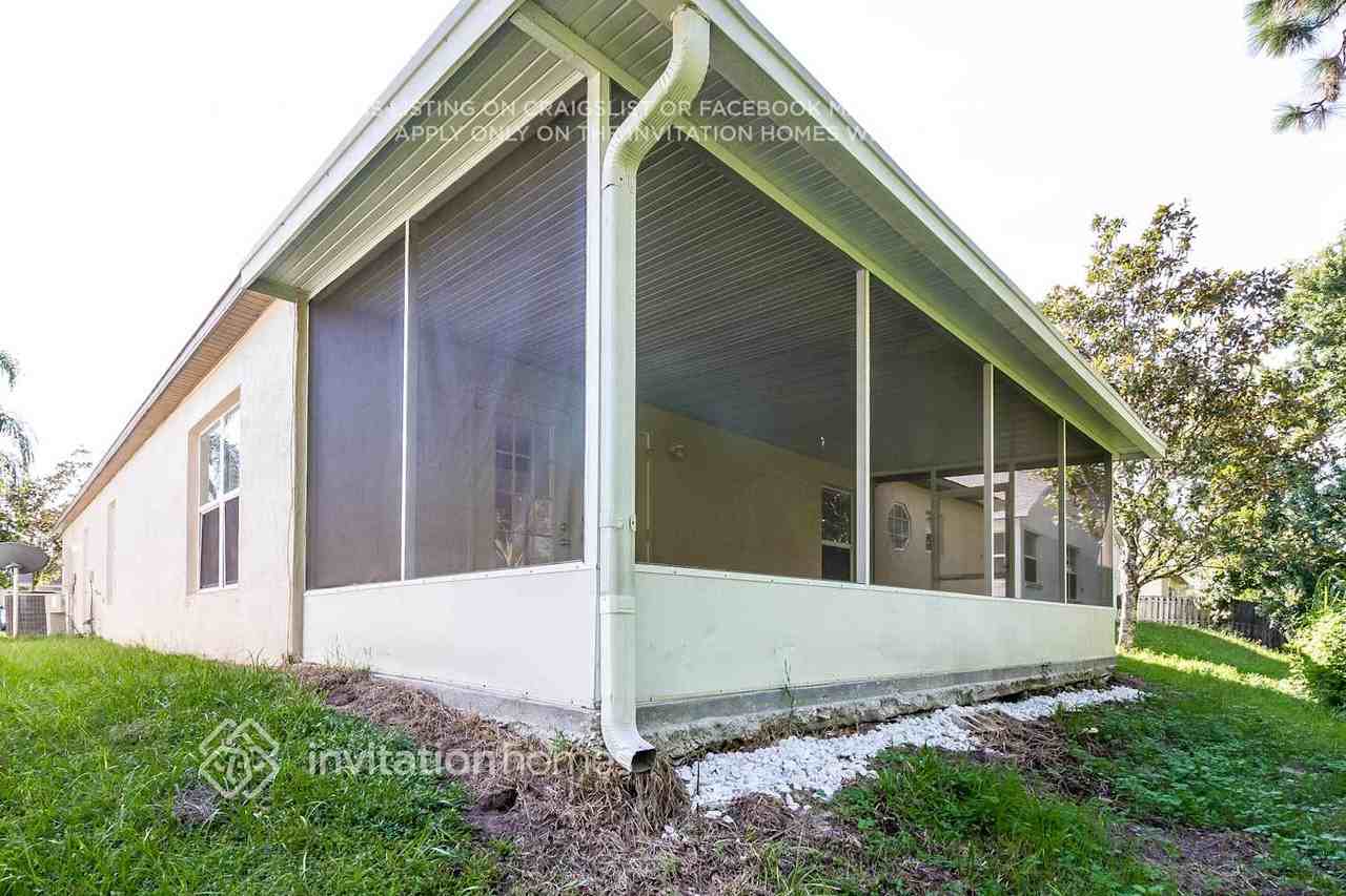 3277 Bellingham Dr - Photo 4 of 5