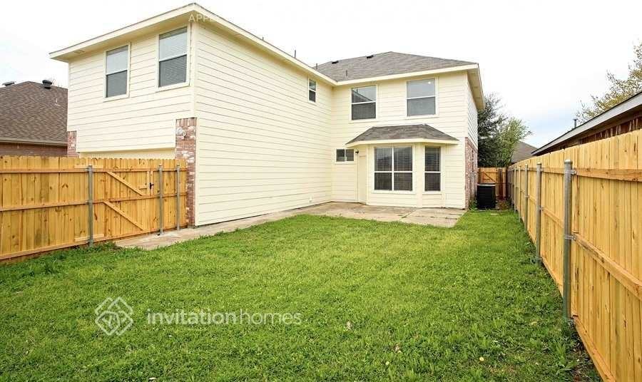 7108 Indiana Ave - Photo 5 of 7