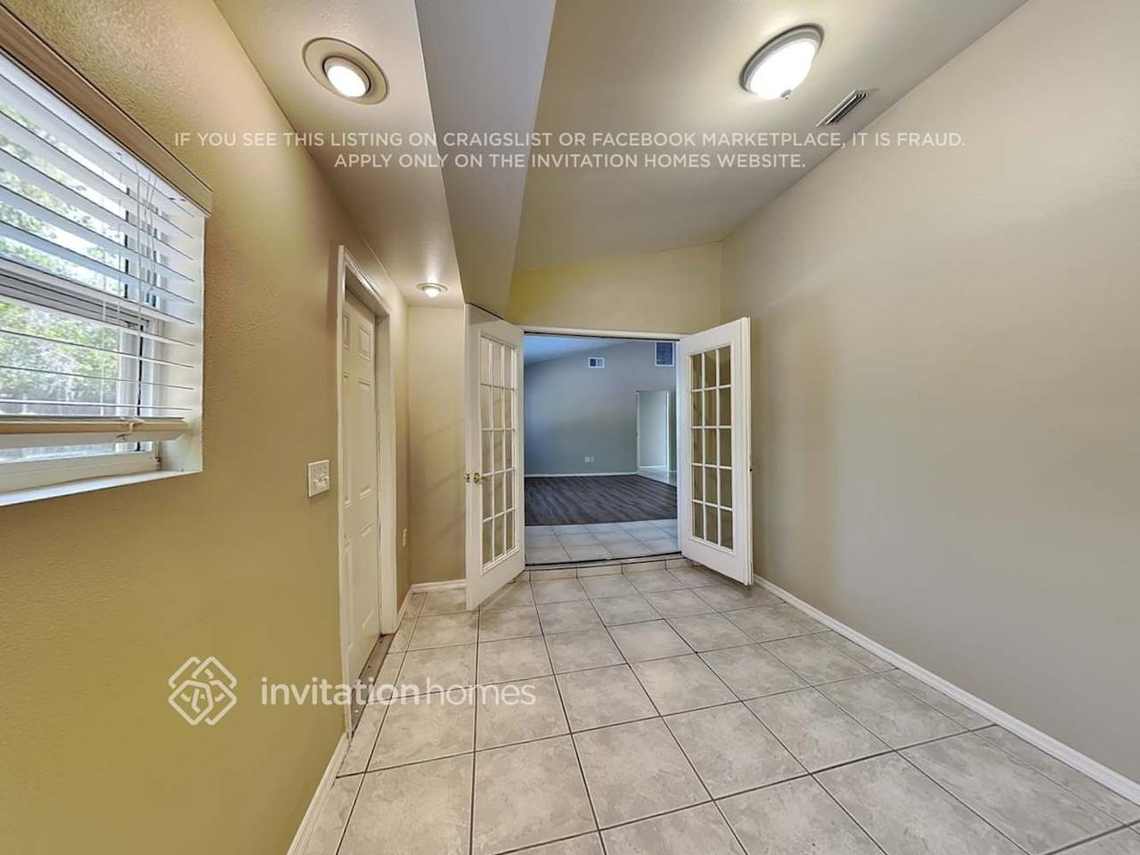 328 Inglenook Cir - Photo 7 of 18