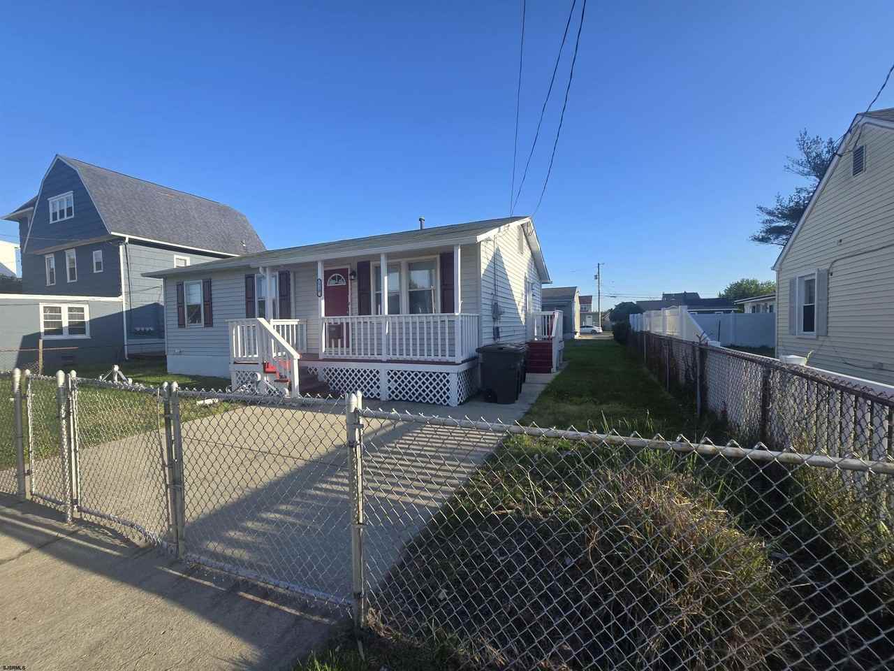1510 N Arkansas Ave - Photo 2 of 23