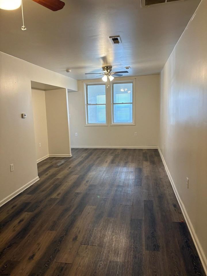 811 N Indiana Ave - Photo 2 of 13