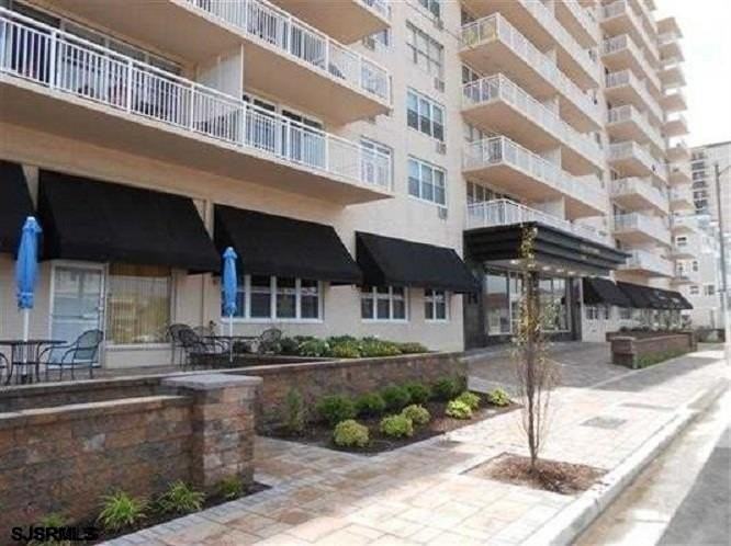 9400 Atlantic Ave #702