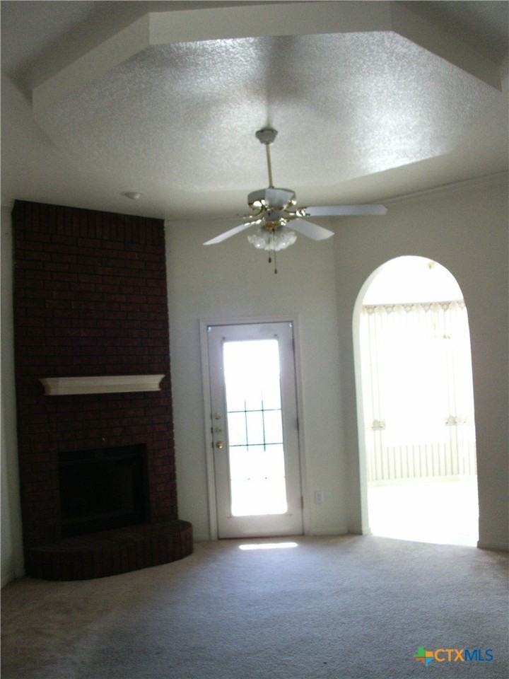 4600 Steamboat Springs Dr - Photo 2 of 8