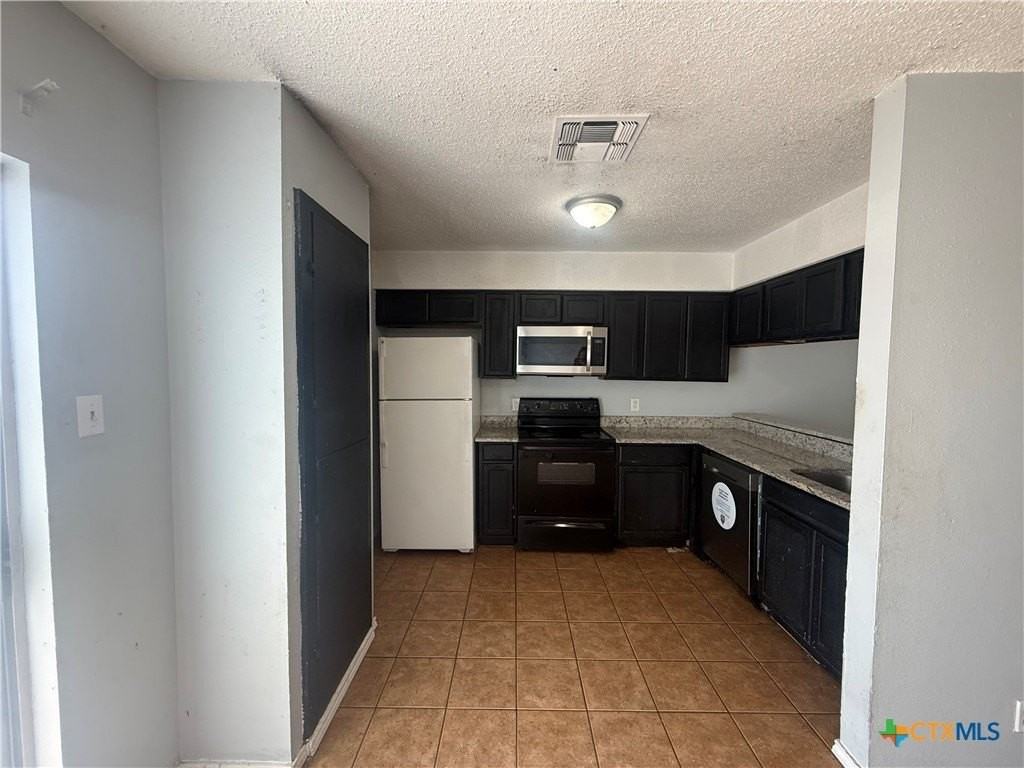 102 Cockerham St #B - Photo 3 of 12