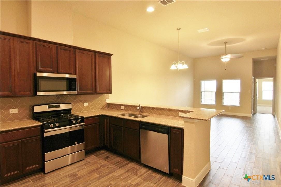 1243 Old Fm 306 - Photo 3 of 10
