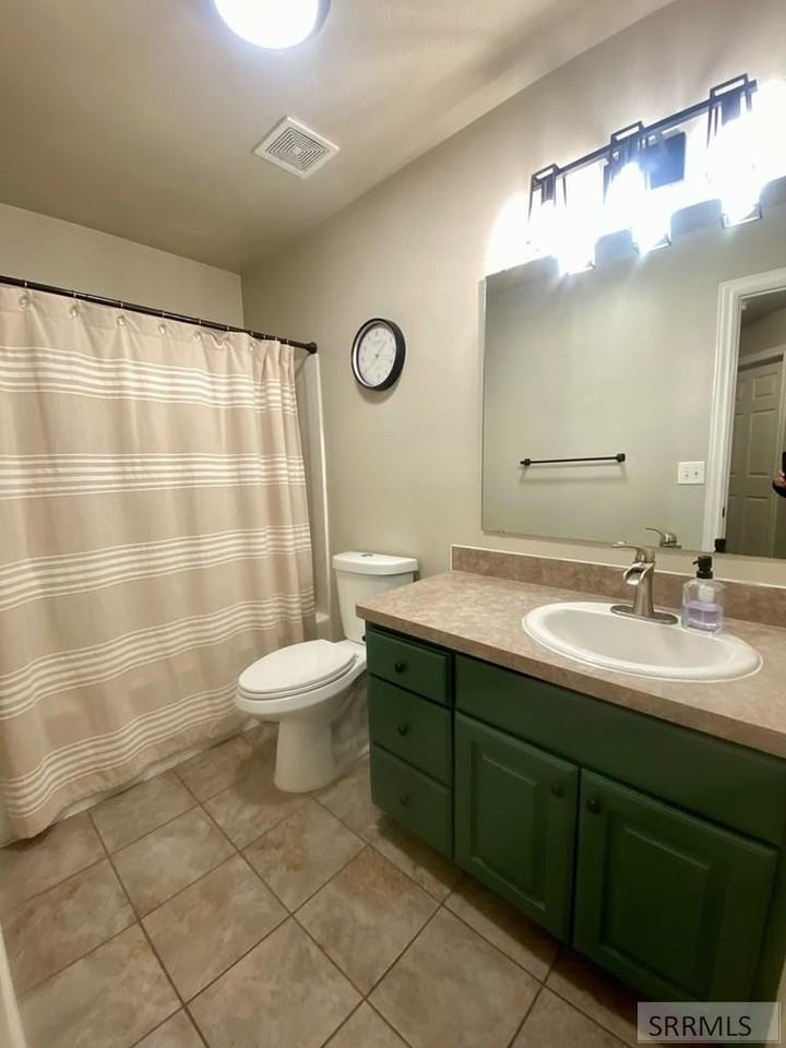 1146 Curlew Dr - Photo 6 of 11