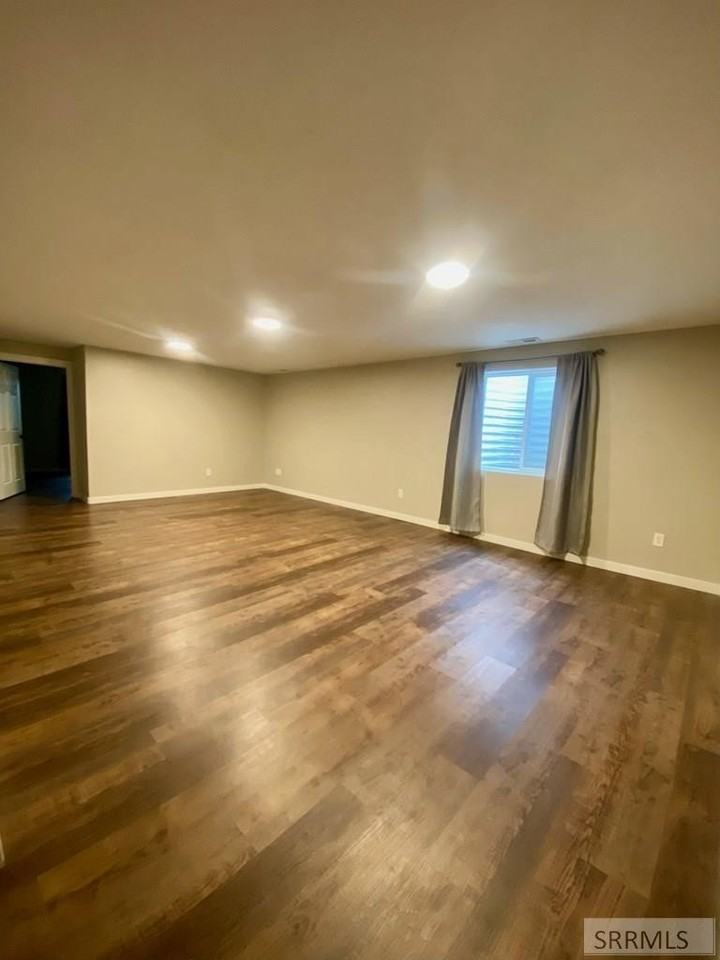 1146 Curlew Dr - Photo 7 of 11