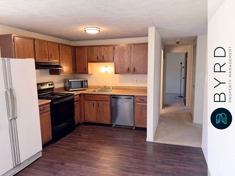 2411 Carriage Creek Rd - Photo 5 of 19