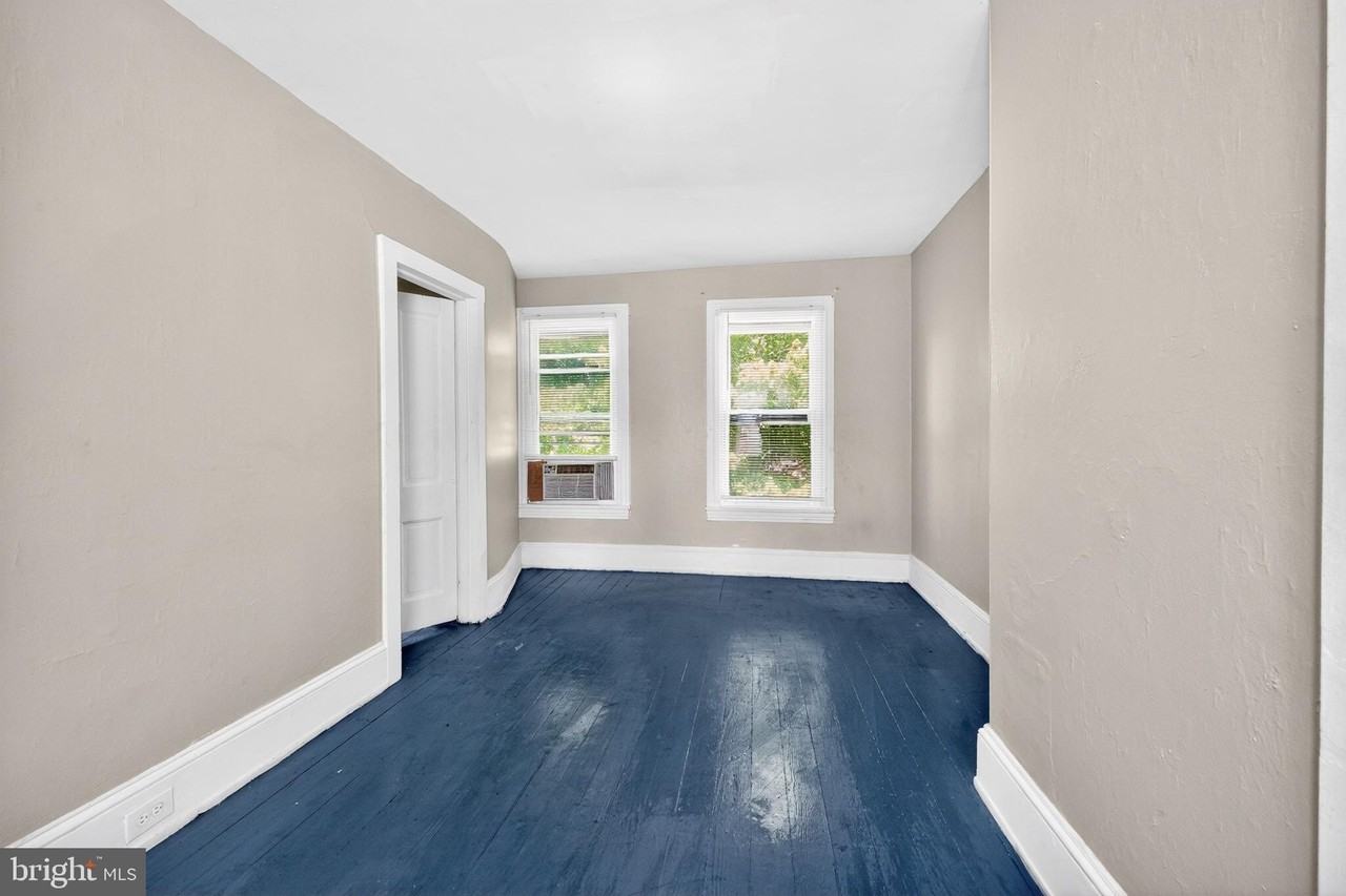 40 S Governors Ave #3 - Photo 4 of 23