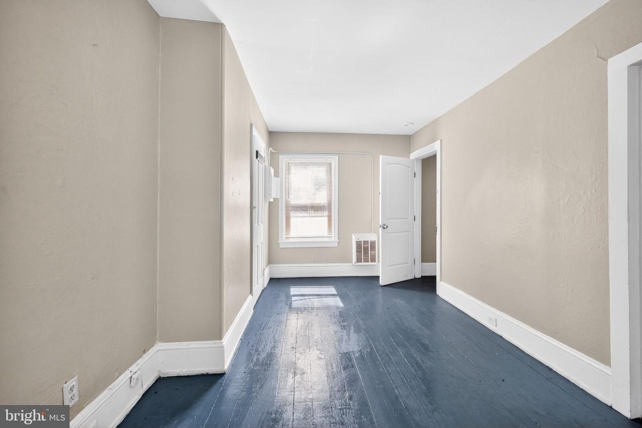 40 S Governors Ave #3 - Photo 5 of 23