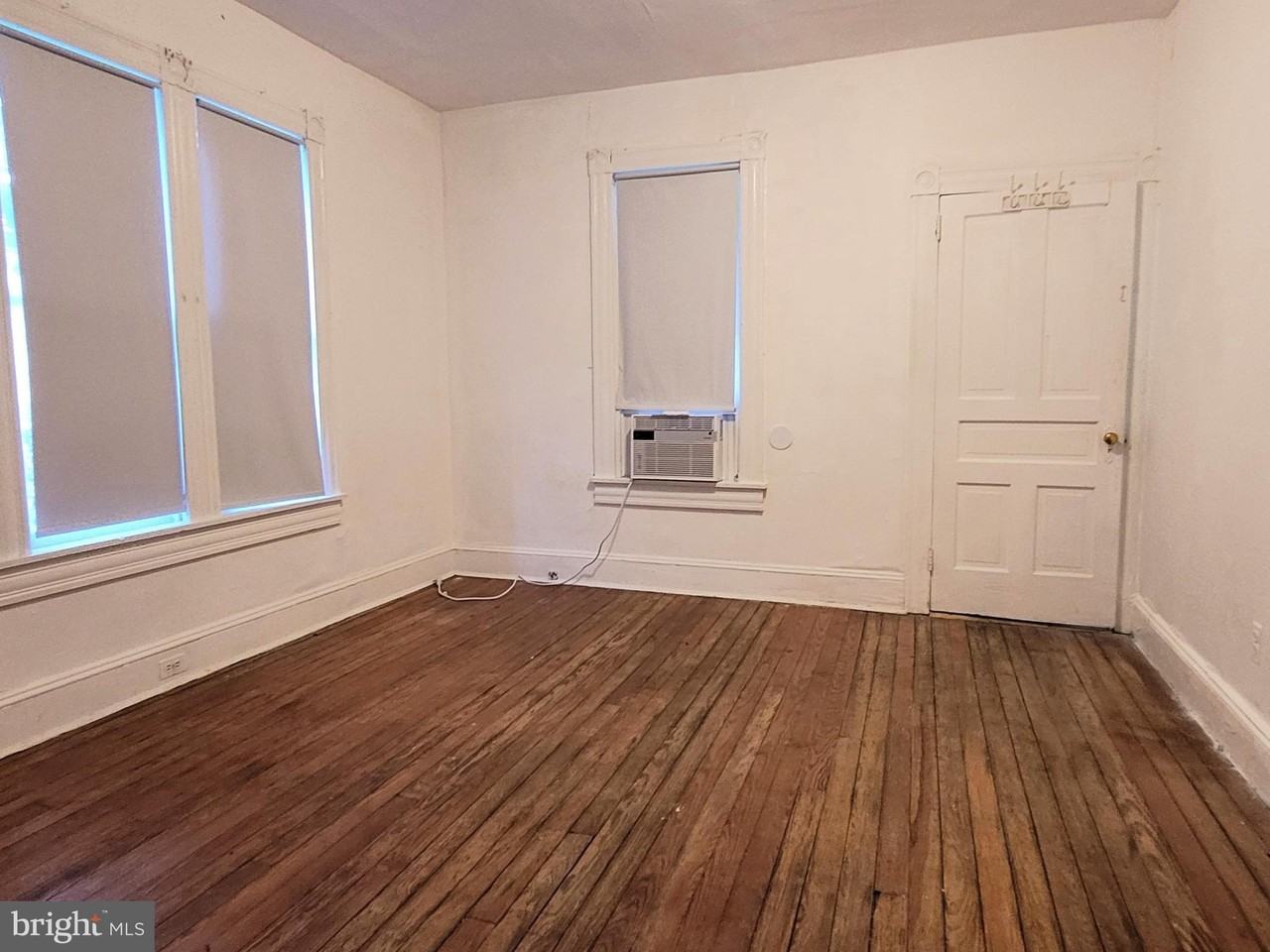 222 N Bradford St #1 - Photo 5 of 13