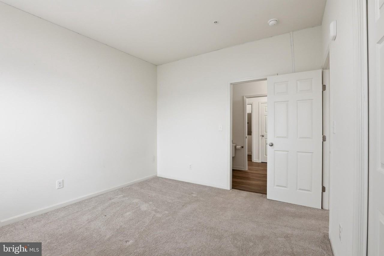 5002 E Pebble Ln #E - Photo 7 of 18