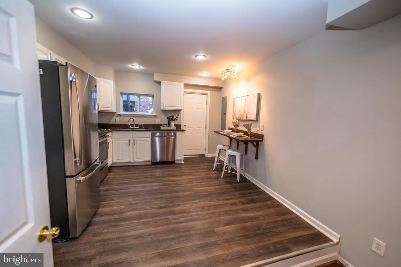 1119 Race St - Photo 7 of 32
