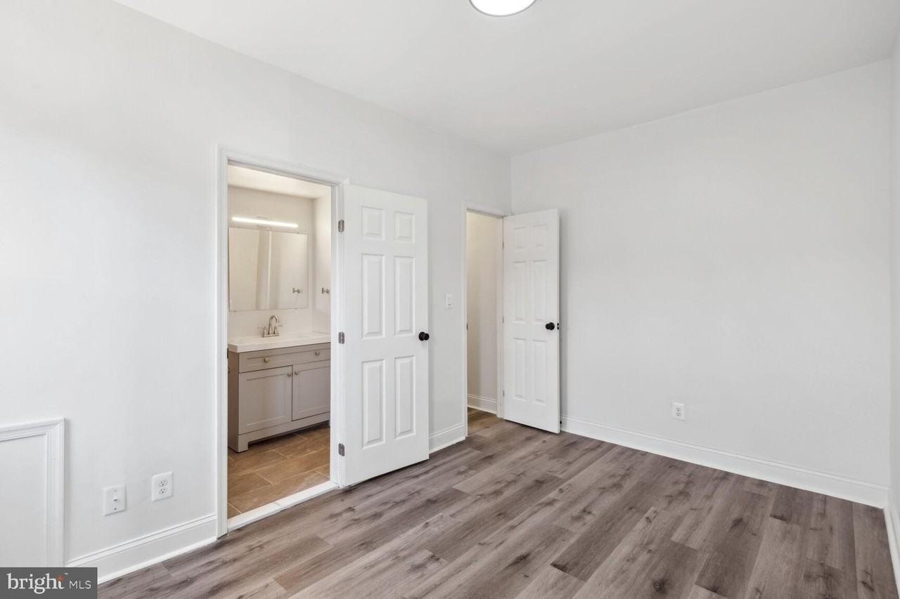 502 S Haven St - Photo 6 of 13