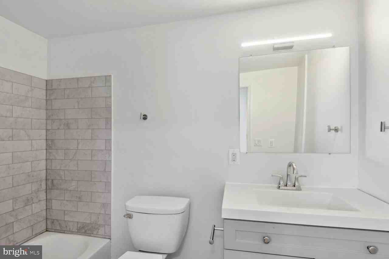 502 S Haven St - Photo 7 of 13