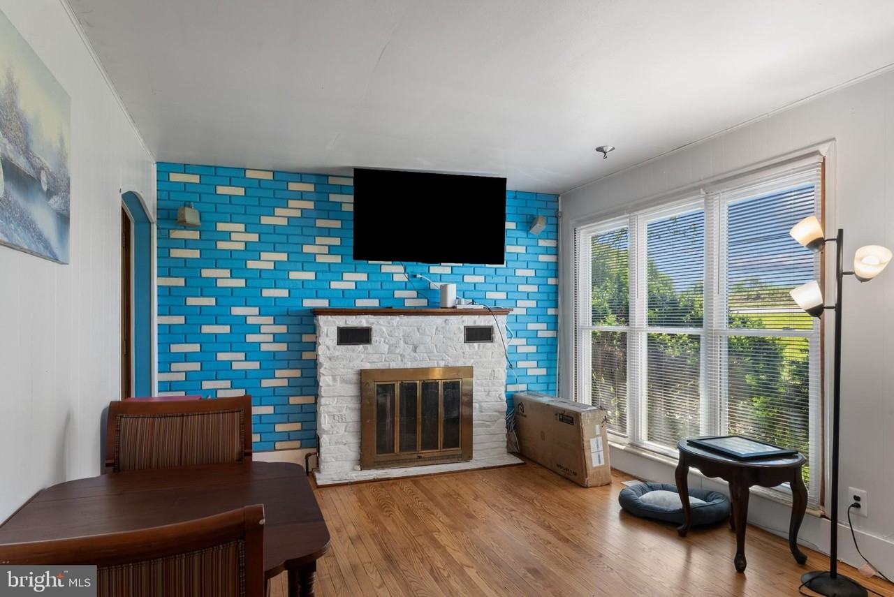 15605 Hanover Pike - Photo 7 of 24