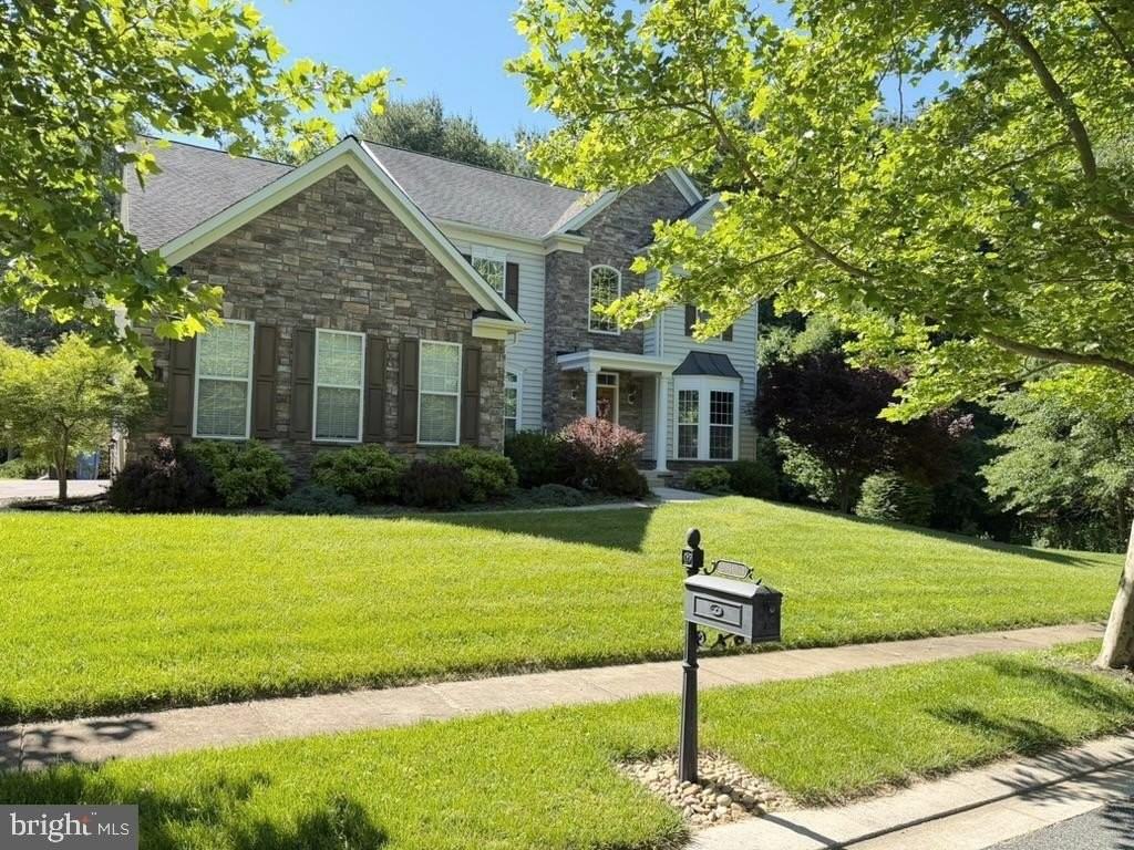 9804 Anvil Ct - Photo 2 of 21