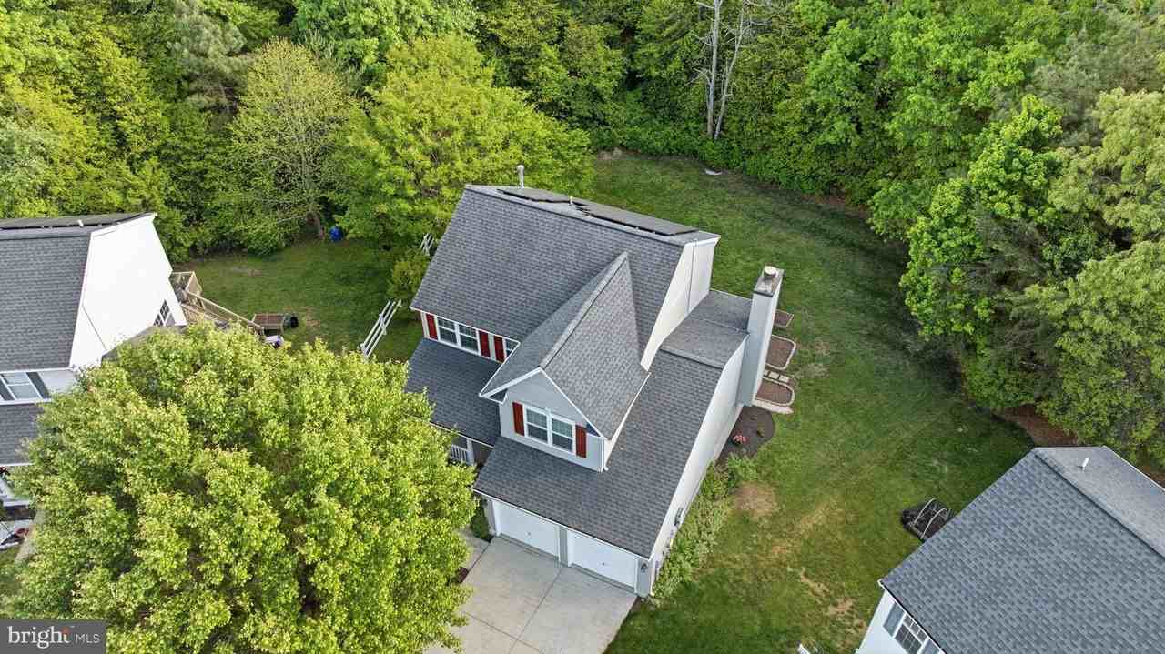 11431 Westmont Ct - Photo 3 of 50