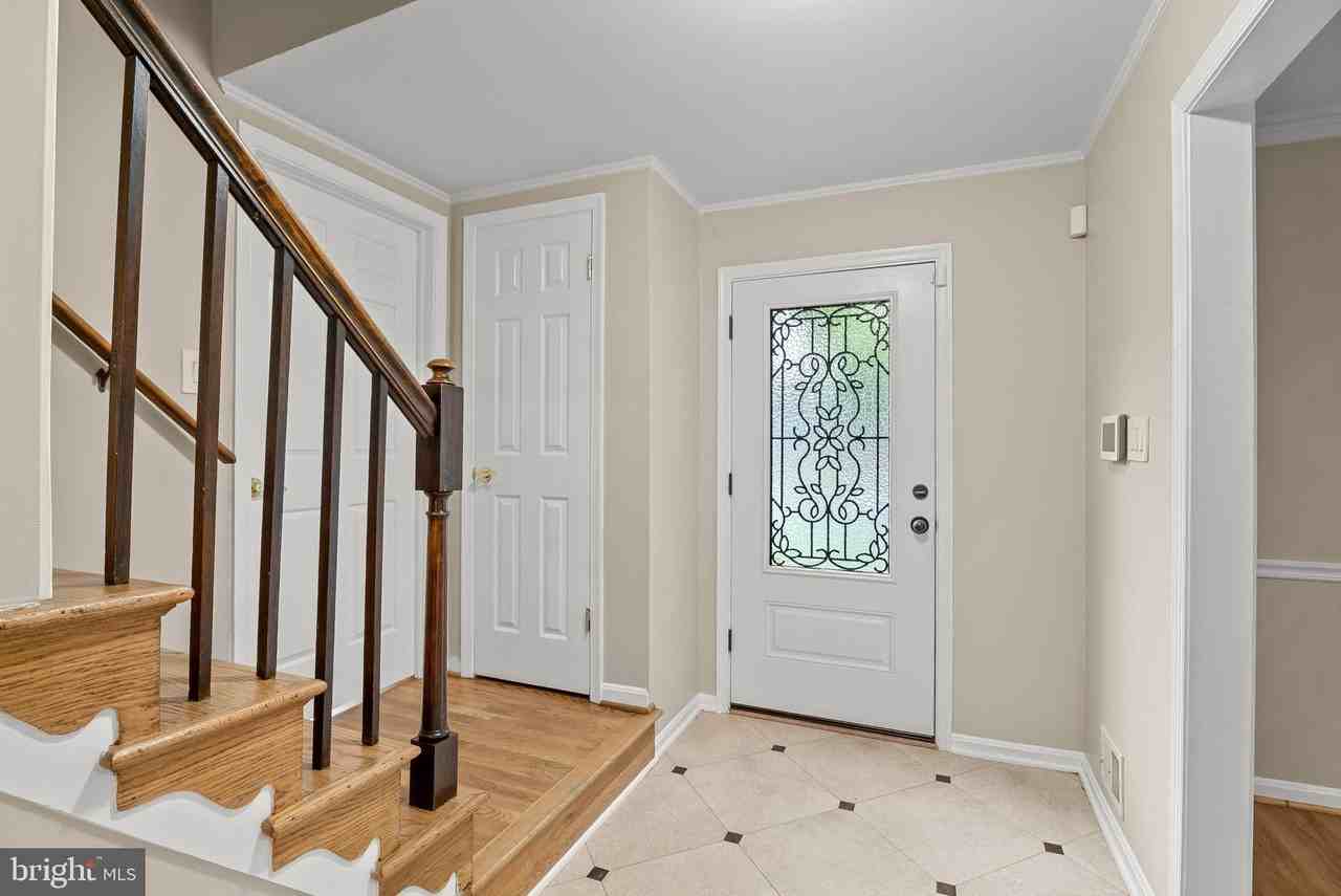 16632 S Westland Dr - Photo 5 of 40