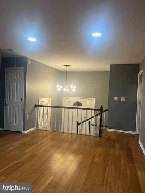 7001 Blue Bird Ct - Photo 7 of 37